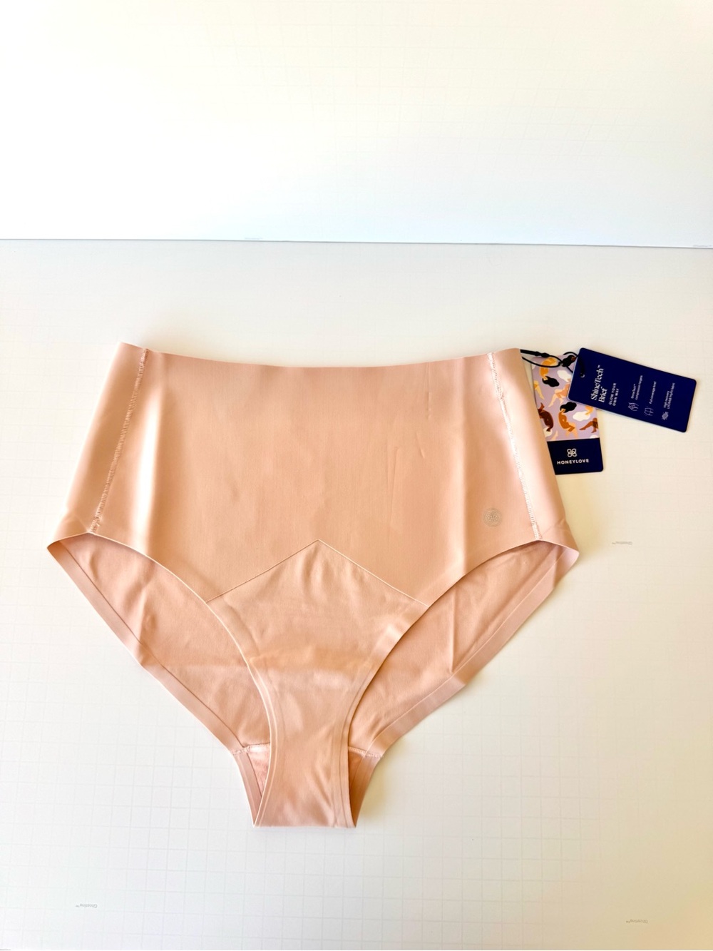 NWT Honeylove ShineTech Brief Shapewear Nude S